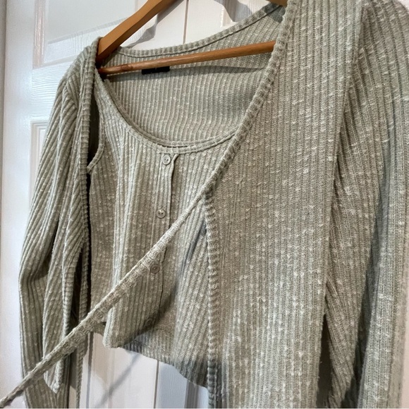 Eclipse Ribbed Knit Top in Light Gray size extra small - Picture 10 of 10